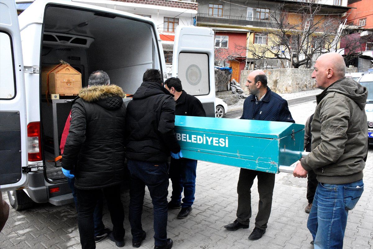 Gümüşhane\'de Bir Kişi Evinde Ölü Bulundu