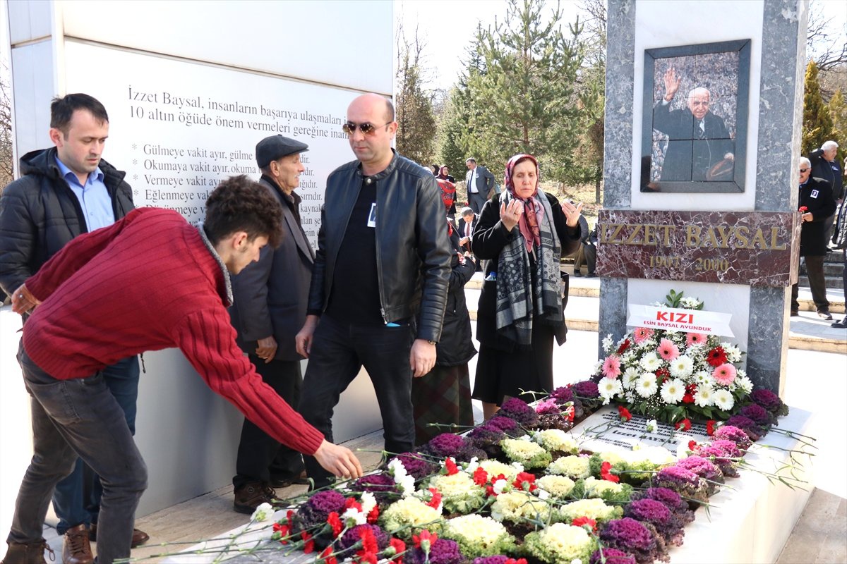 İzzet Baysal Vefatının 19. Yılında Mezarı Başında Anıldı
