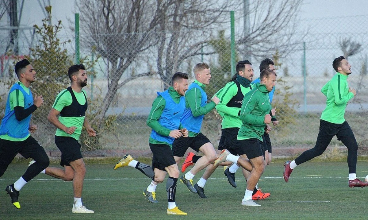 Konyaspor\'da Beşiktaş Maçı Hazırlıkları Başladı