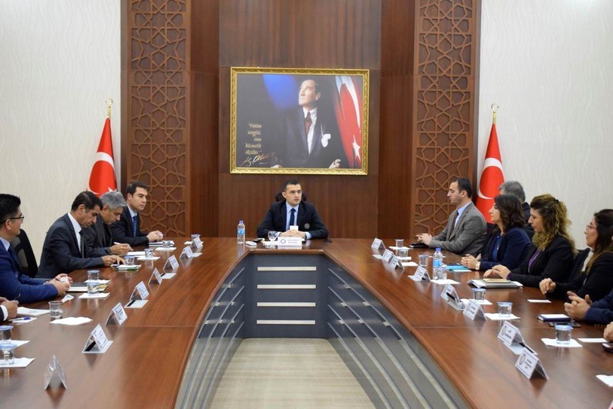 Kozluk\'ta İlçe İdare Şube Başkanları Toplantısı Yapıldı