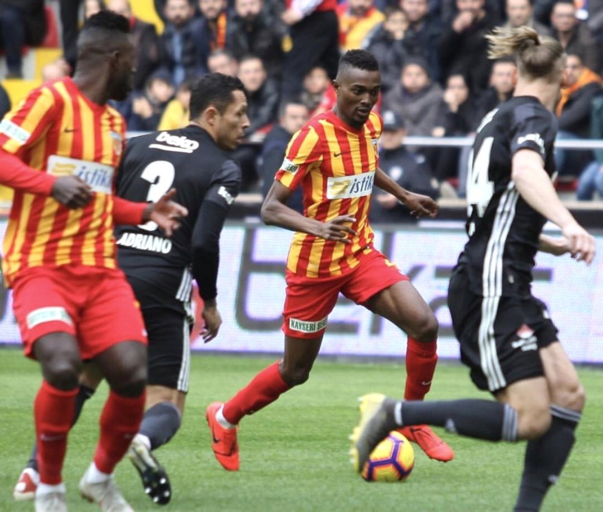 Mensah\'tan Kayserispor\'a Kötü Haber