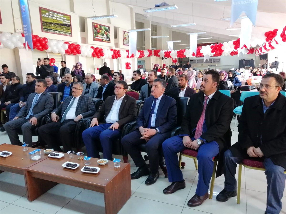 Özalp\'de "Arapça Şarkı Yarışması"