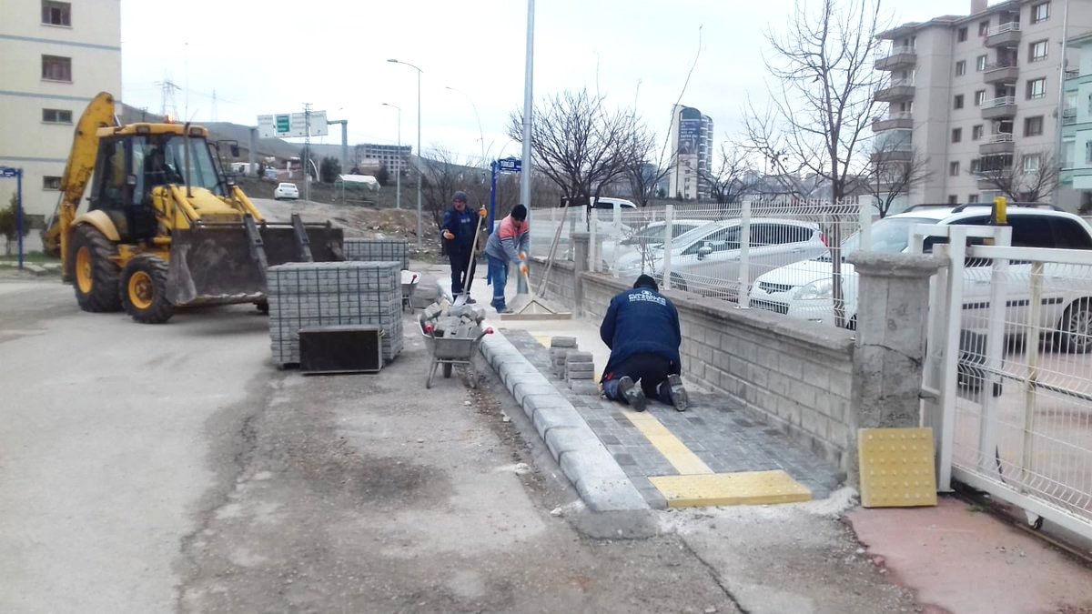 Pursaklar\'da Belediyenin Asfalt Çalışmaları