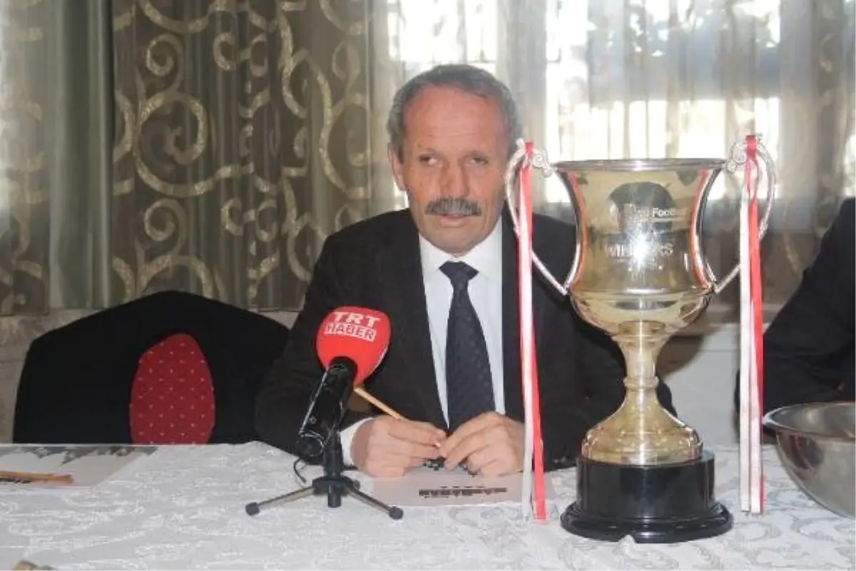 Sesi Görenler Futbol 1\'inci Ligi\'nin Fikstür Çekimi Yapıldı