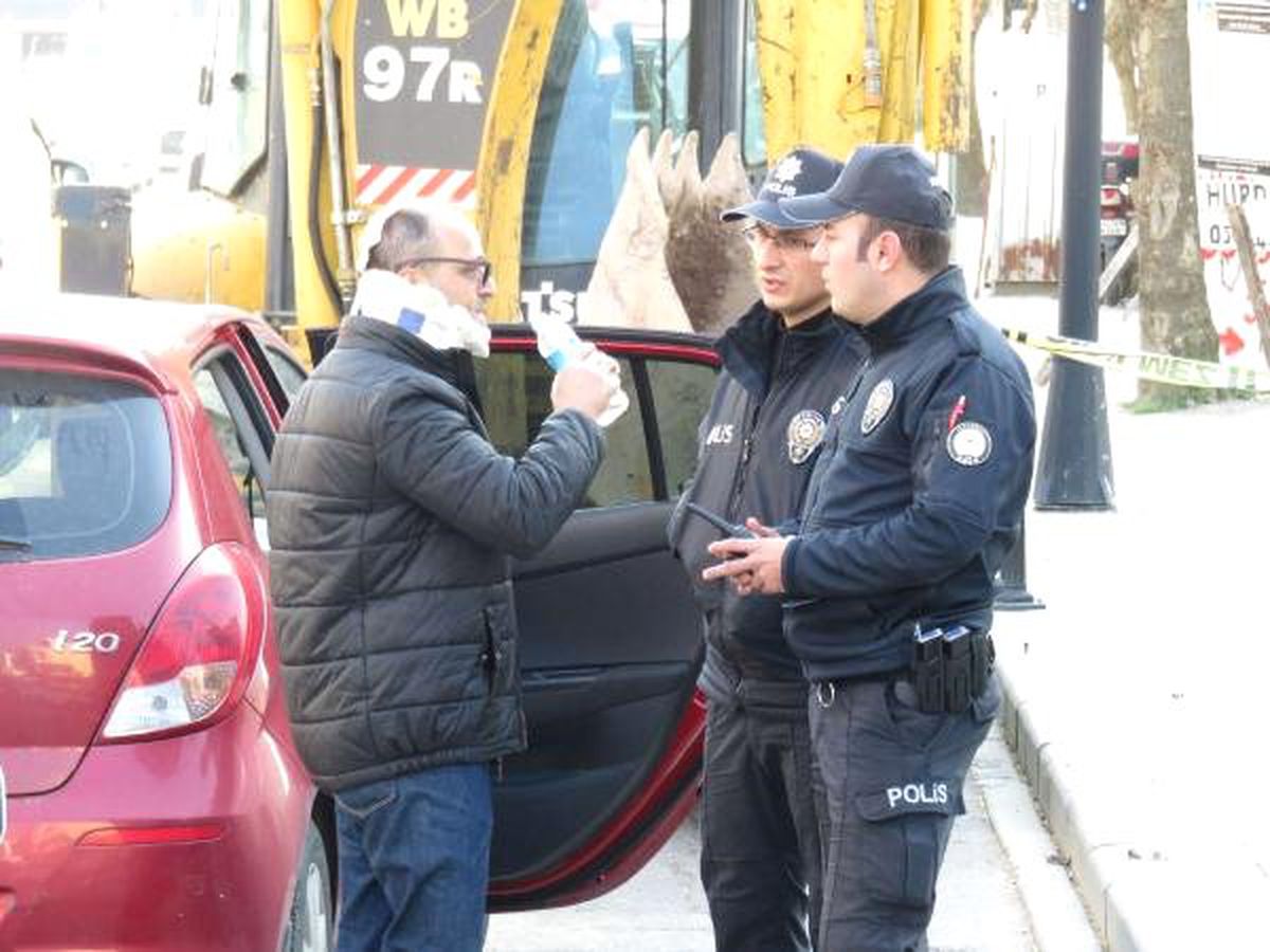 225 Bin Lirasını Gasp Edip Araçlarında Sürüklediler