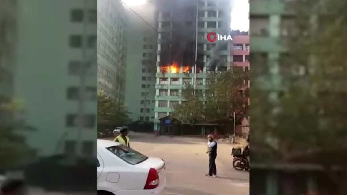 Bakanlık Ofislerinin Bulunduğu Binada Yangın
