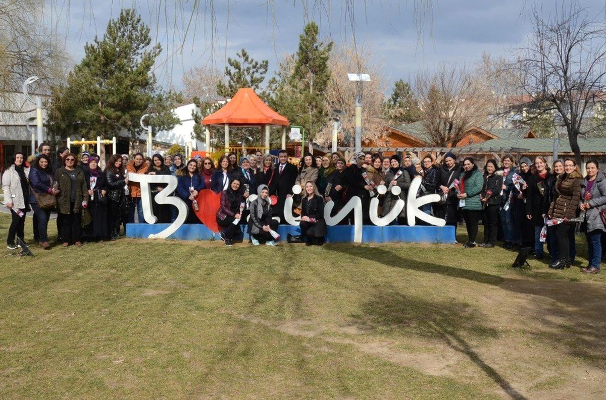 Başkan Bakıcı, Sağlıklı Yaşam Merkezlerine Devam Eden Hanımlarla Bir Araya Geldi