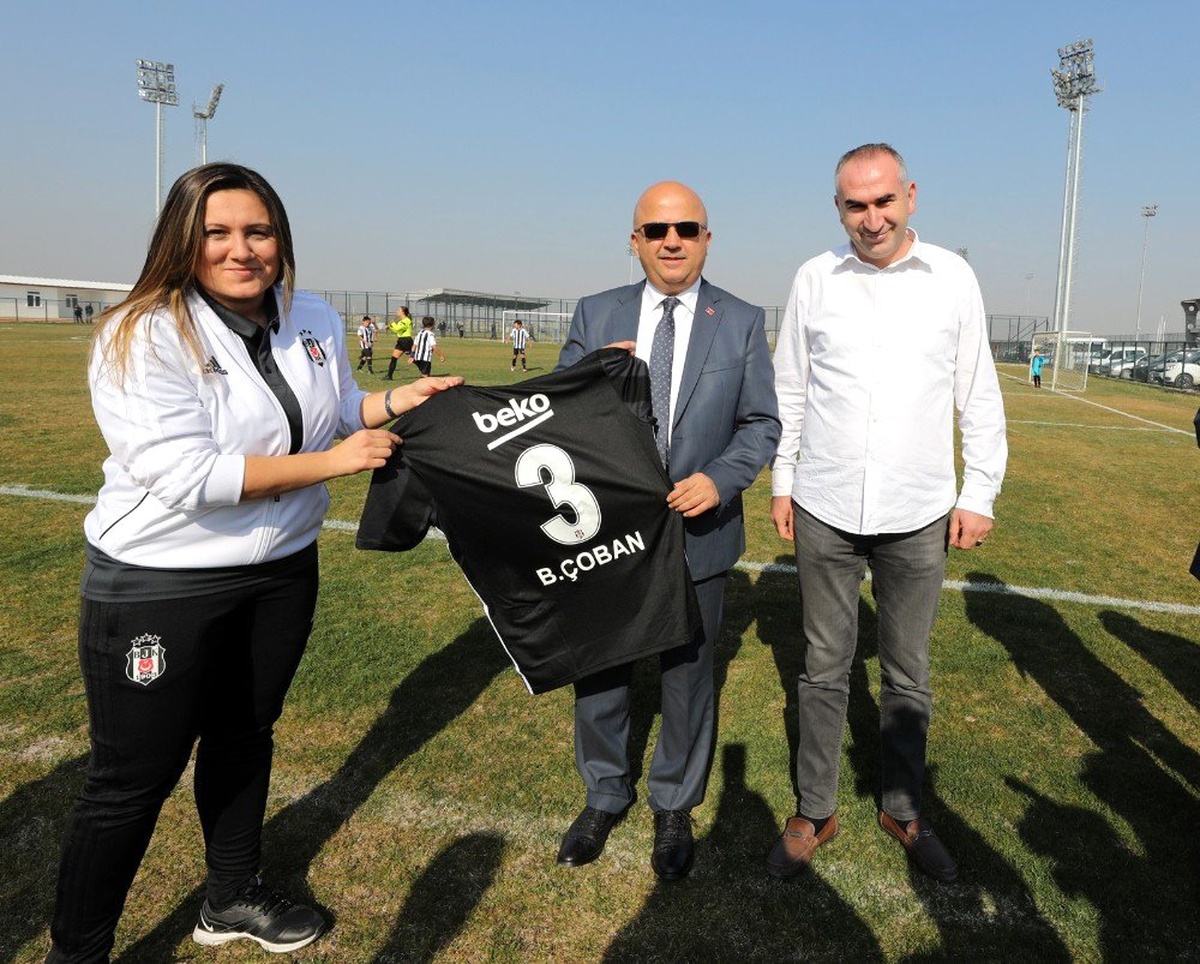 Beşiktaş Futbol Okulları Afyonkarahisar\'da Kamp Yapacak