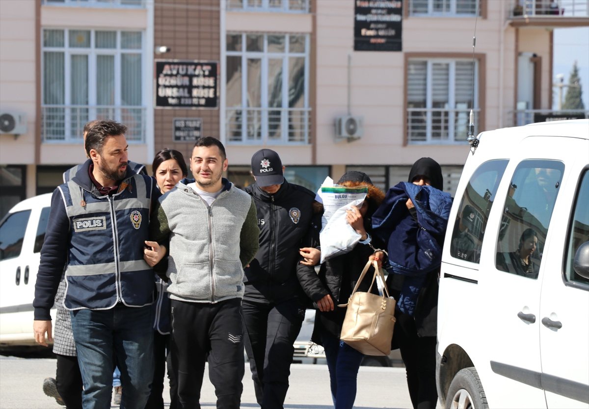 Burdur\'da Hırsızlık Zanlıları Tutuklandı
