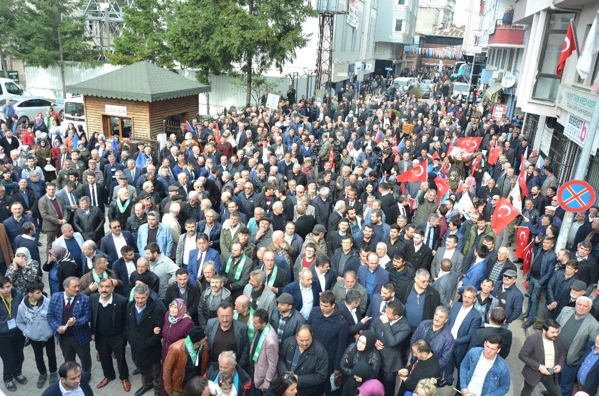 Cumhur İttifakı\'ndan Ünye\'de Gövde Gösterisi