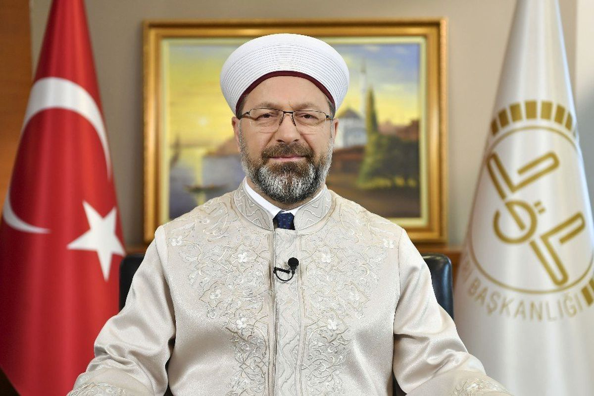 Diyanet İşleri Başkanı Erbaş\'tan Regaib Gecesi Mesajı