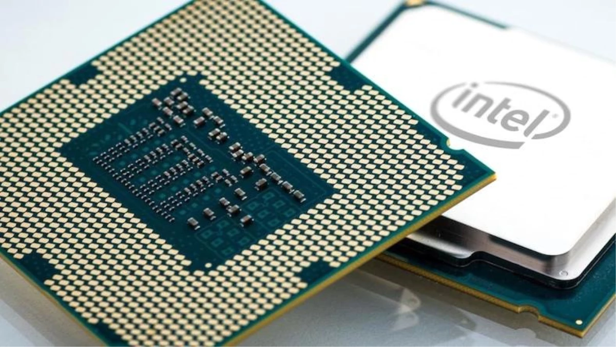 Fujitsu, Intel\'in 9. Nesil İşlemcilerini de İçeren Bir Liste Yayınladı