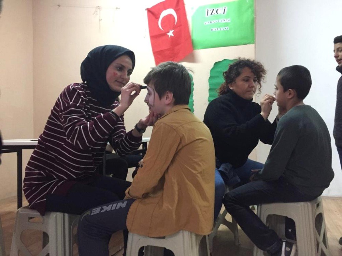 Gezgin Topluluğu Ortaokul Öğrencileri ile Bir Araya Geldi