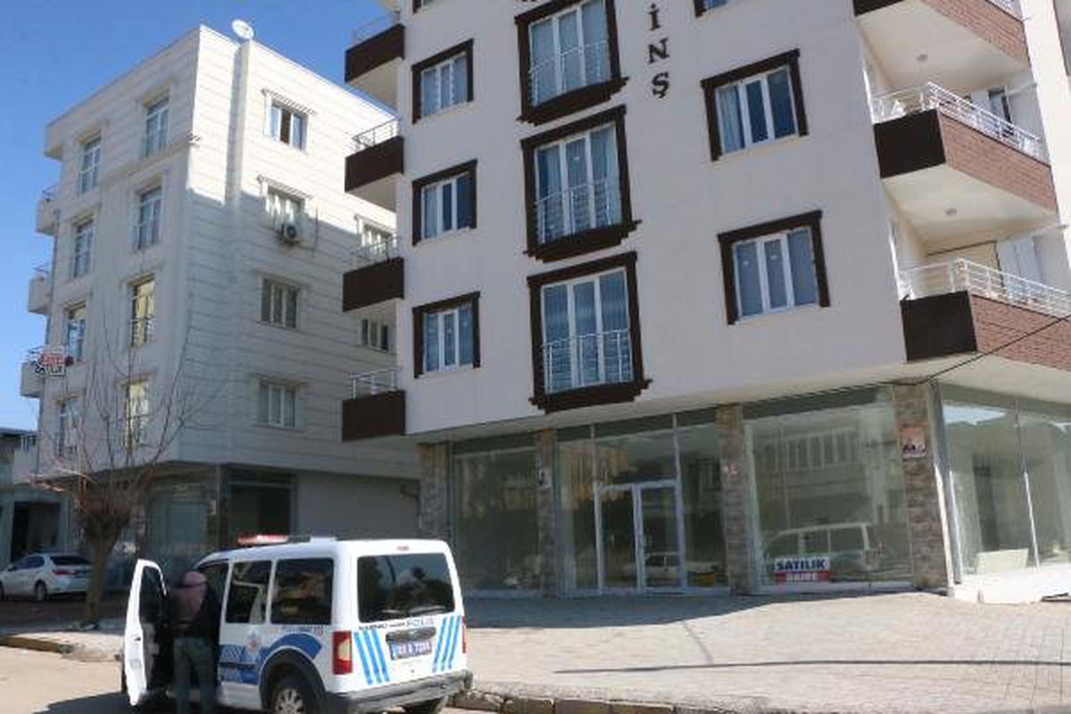 Gündüz Vakti Evden 3 Bin Lira Çalındı