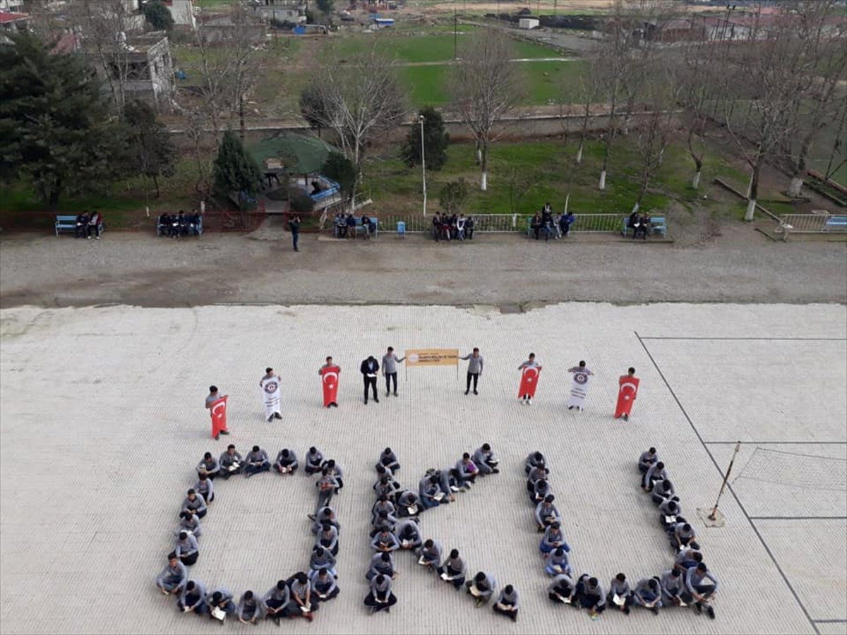 İslahiye\'de Öğretmen ve Öğrenciler Okuma Etkinliğinde Buluştu