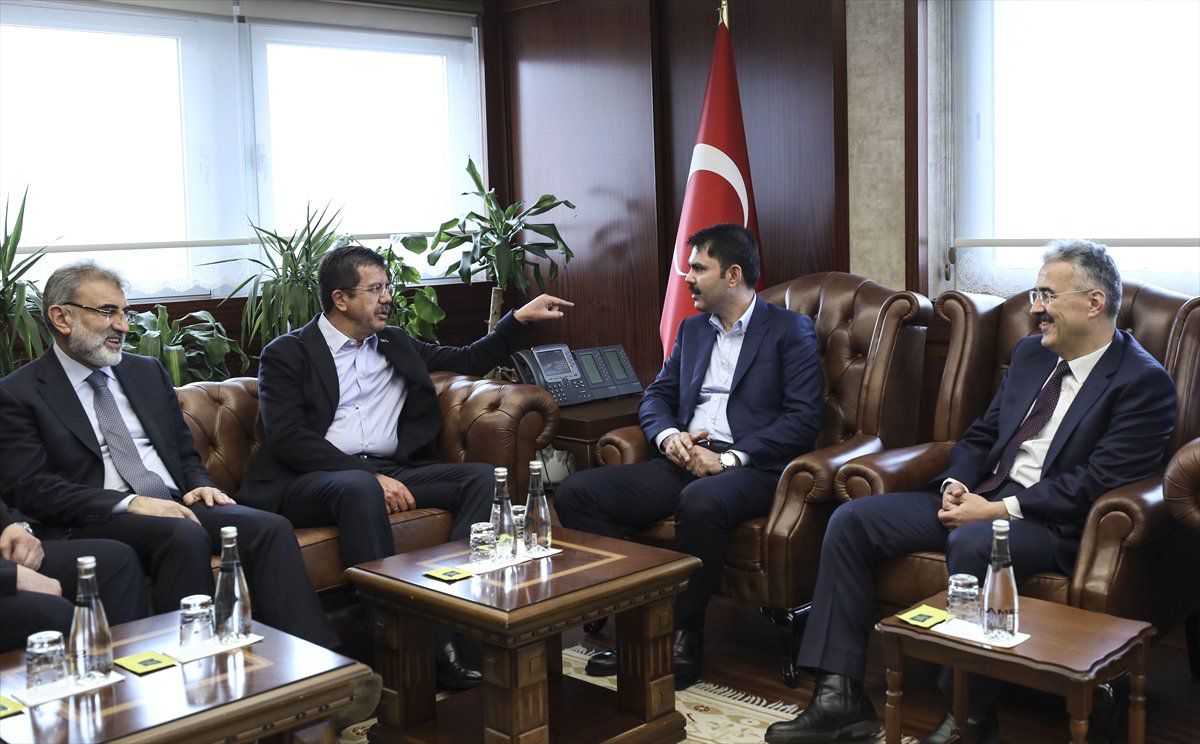 İzmir Körfezi\'ne Atık Su Bırakmayacağız"