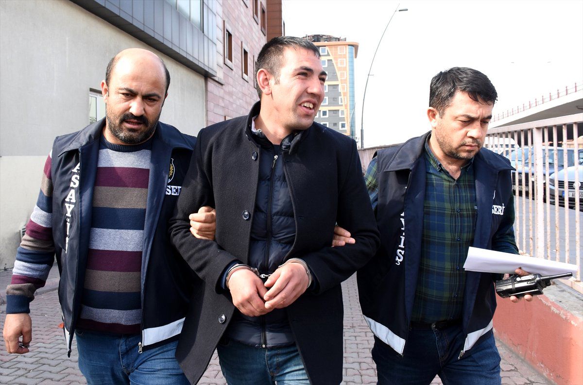 Kayseri\'de Camiden Hırsızlık