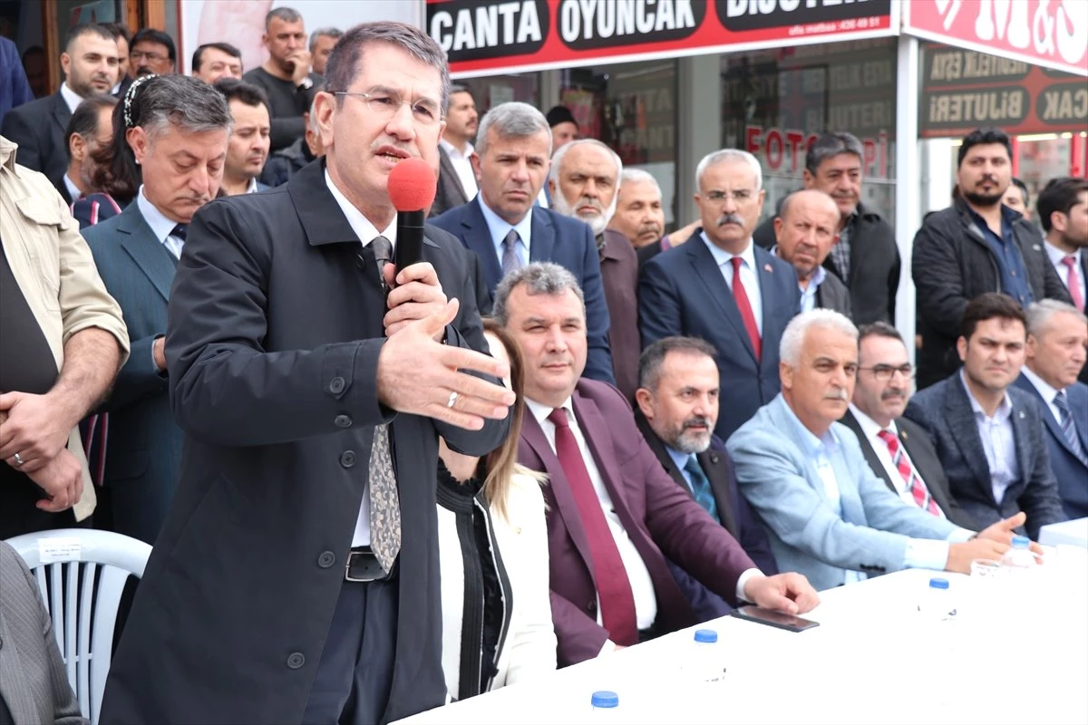 Kılıçdaroğlu Sevdiklerini Koruyor, Terör Örgütlerini Korumaya Çalışıyor"