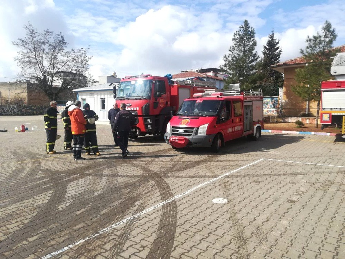Midyat\'ta Deprem ve Yangın Tatbikatı Yapıldı