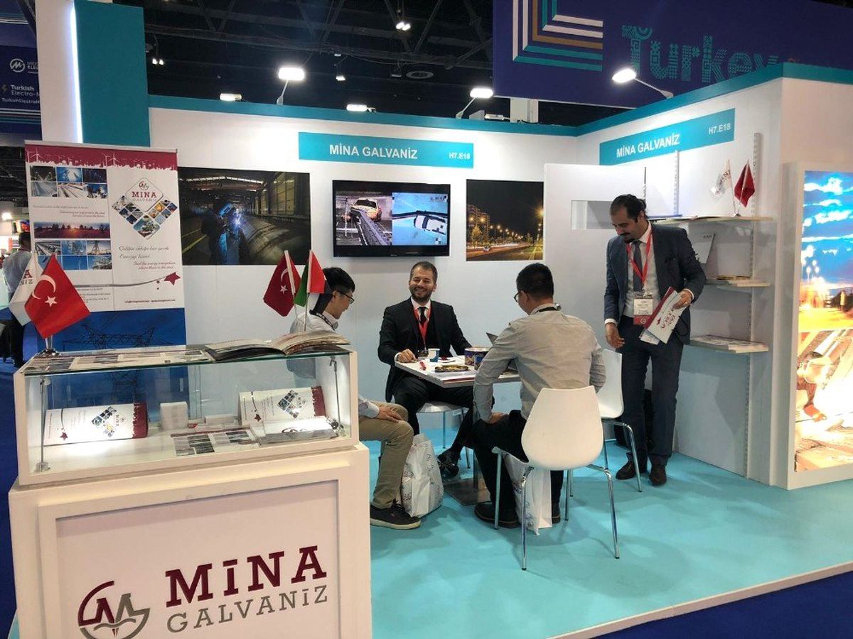 Mina Galvaniz Dubai\'de İlgi Odağı Oldu