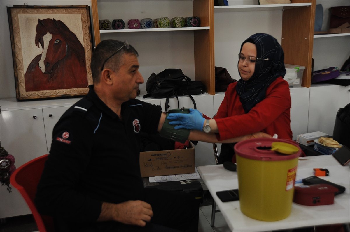 Niğde\'de Cezaevi Personelinden Kan Bağışı