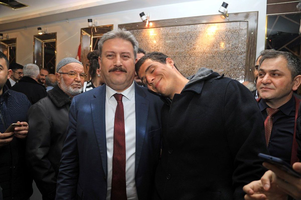 Palancıoğlu İldem\'de Vatandaşlarla Kucaklaştı