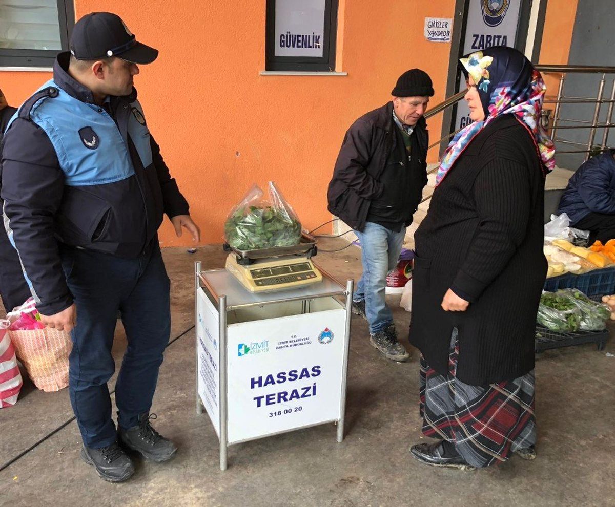 Pazar Yerinde Kontroller Sürüyor