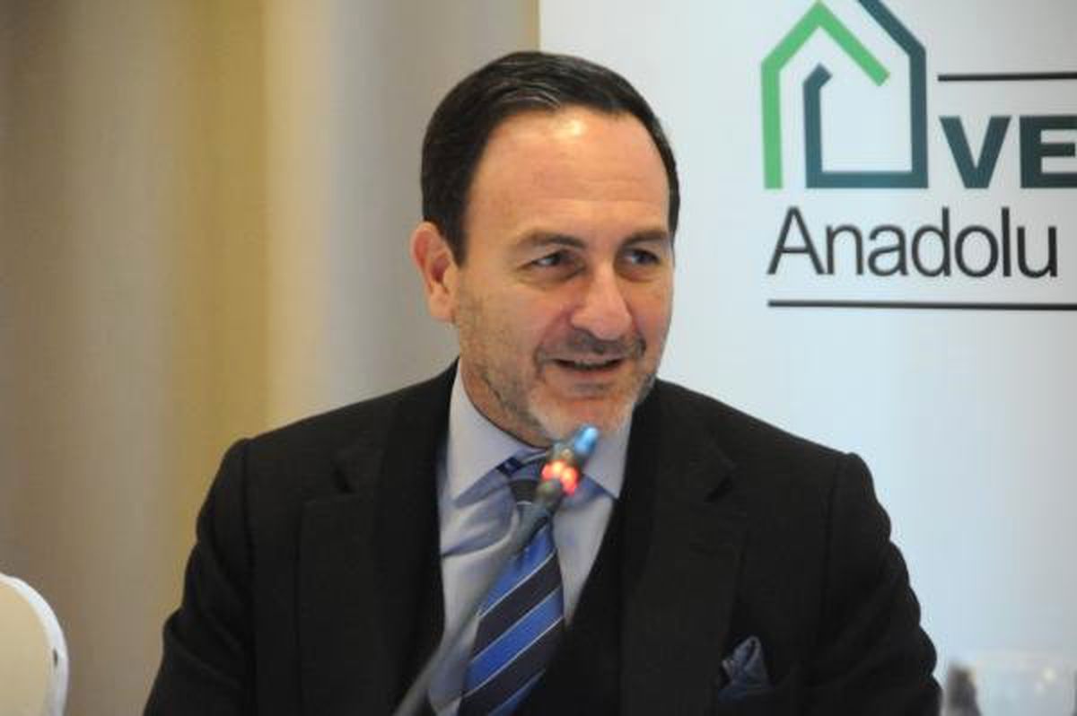Prof. Dr. Emre Alkin: Daha Az Enerji Tüket, Daha Az Bağımlı Ol