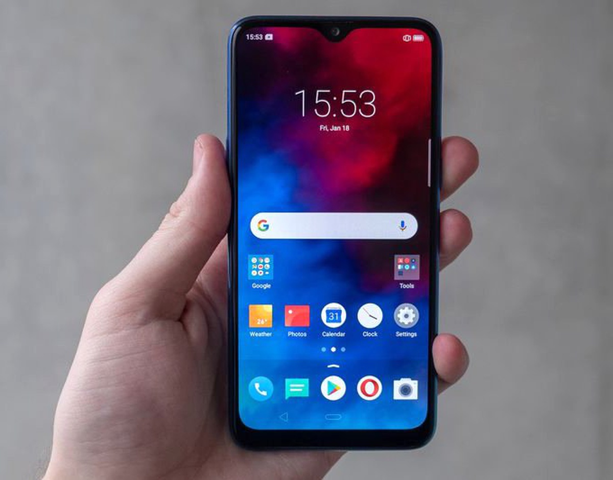 Realme 3, Büyük Ekran, Büyük Pil, Küçük Çentik ve Düşük Fiyat
