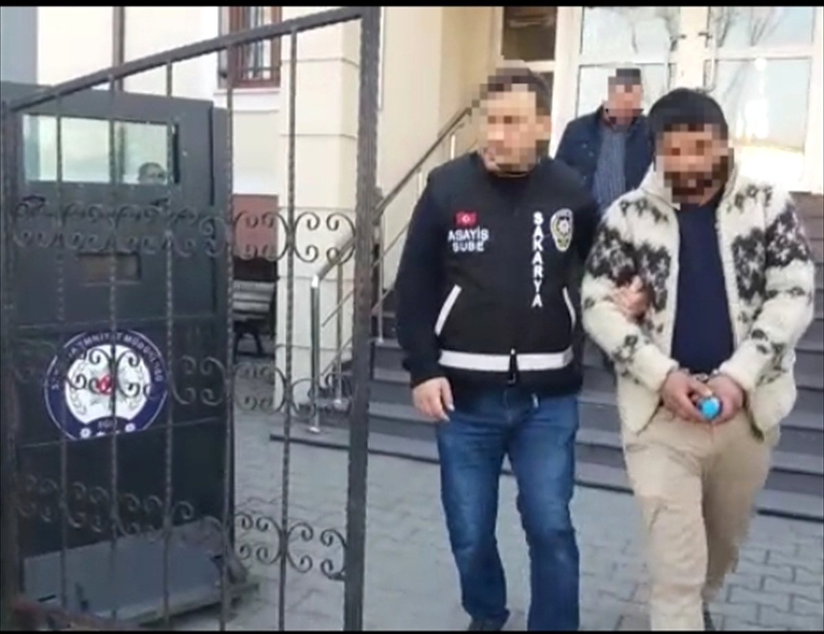 Sakarya\'da Akü Hırsızlığı Şüphelisi Tutuklandı