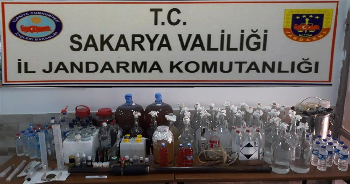 Sakarya\'da Kaçak İçki Operasyonu