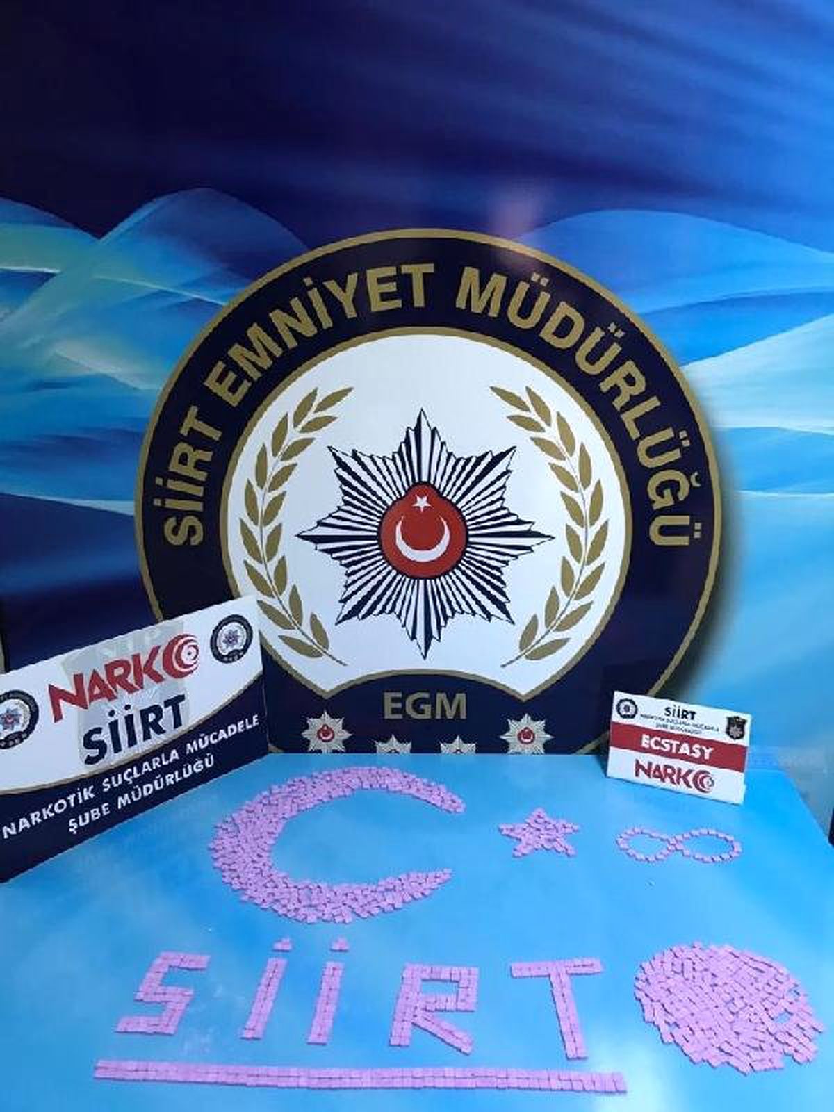 Siirt\'te 4 Bin 250 Uyuşturucu Hap Ele Geçti