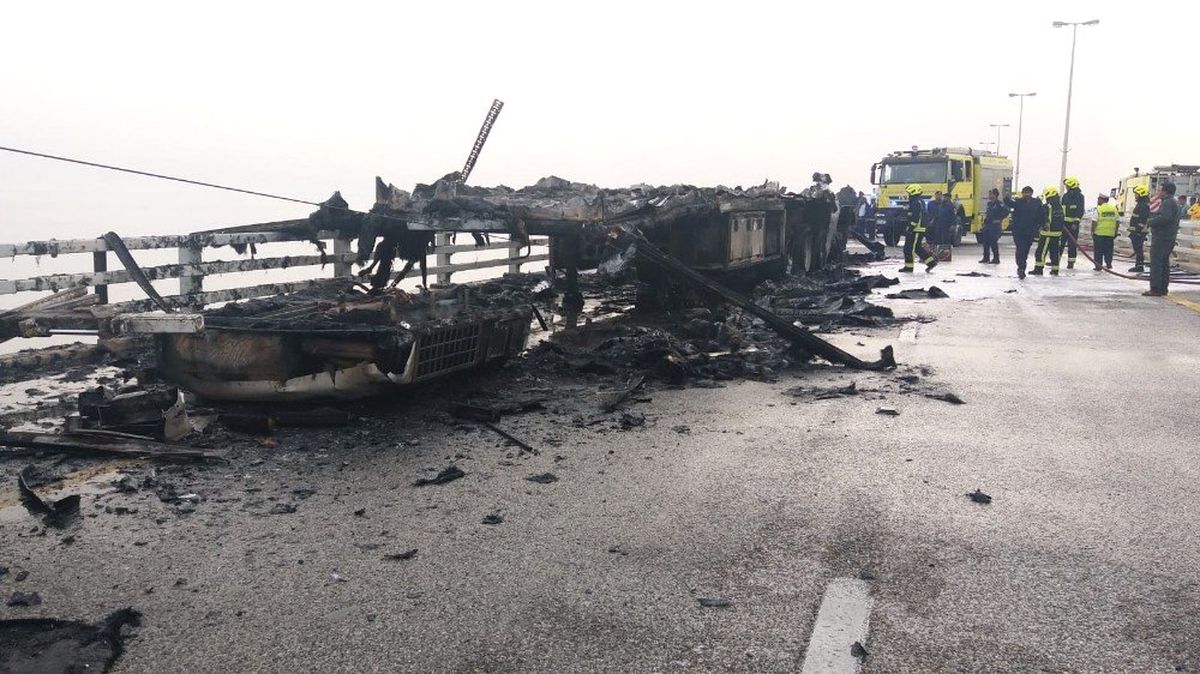 Suudi Arabistan\'da Trafik Kazası: 2 Ölü