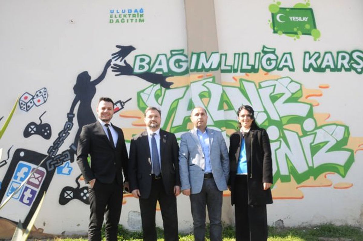 Trafolardan “Bağımlı olma, özgür ol!” mesajı