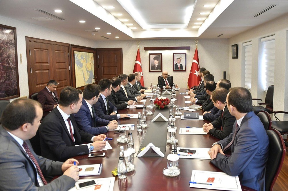 Vali Demirtaş, Kaymakamlarla Bir Araya Geldi