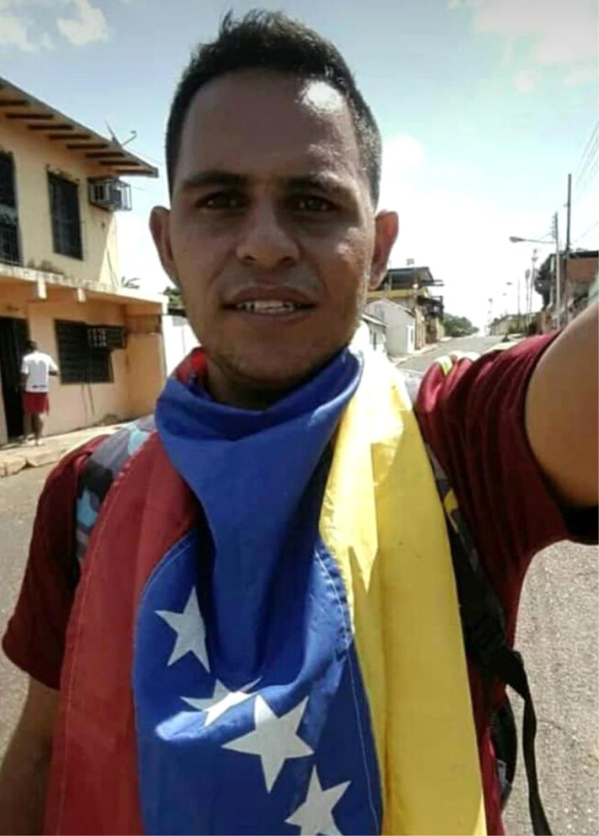 Venezuela Polisi ABD\'li Gazeteciyi Tutukladı