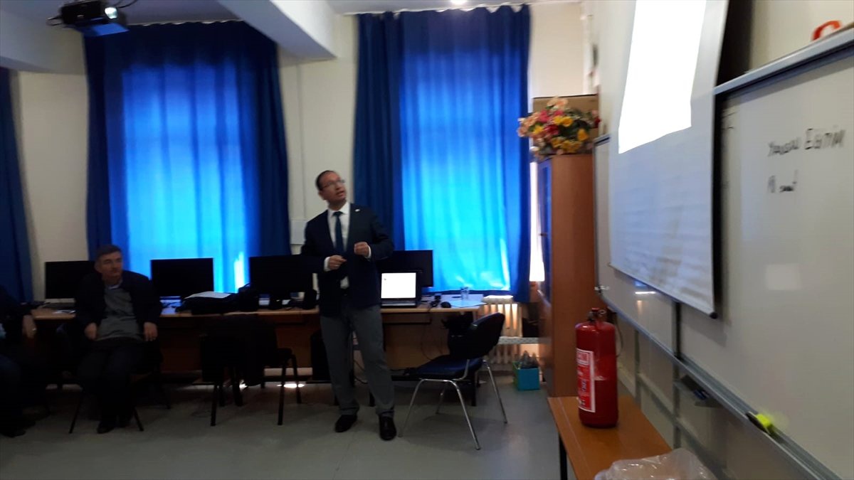 Yalıhüyük\'de Öğretmenlere Yangın Tatbikatı Yaptırıldı