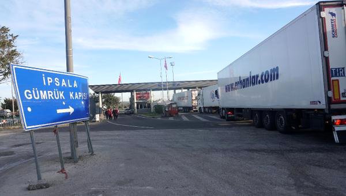 Yunanistan\'dan Bazı Tır\'lar İçin Giriş Yasağı