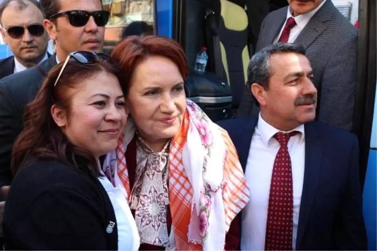 Akşener: \'Cumhur İttifakı\'na Oy Verecek AK Parti\'li ve MHP\'li Kardeşimdir