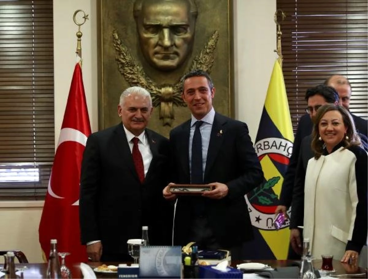 Binali Yıldırım Fenerbahçe Başkanı Ali Koç\'u Ziyaret Etti