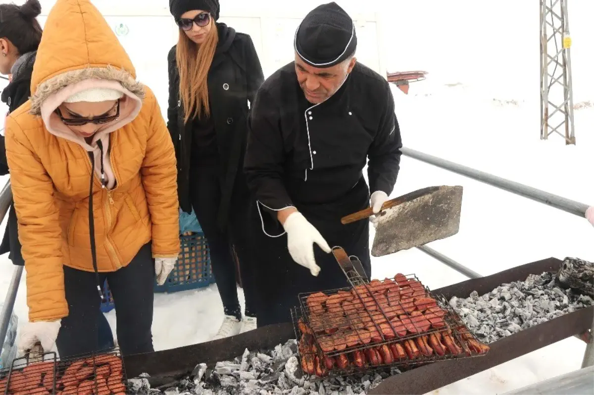 Bitlis\'in İlk Kar Festivali Düzenlendi