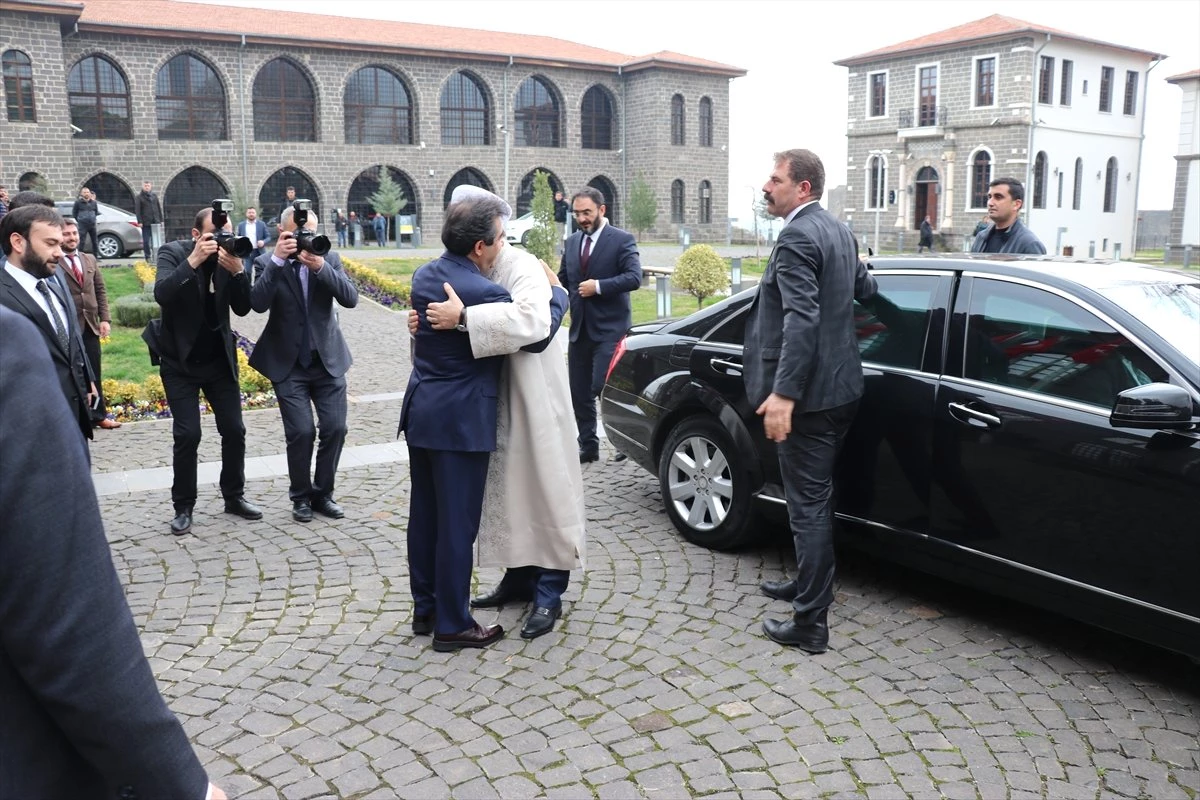 Huzur Beldesi Diyarbakır Tekrar Öz Benliğine Kavuşuyor"