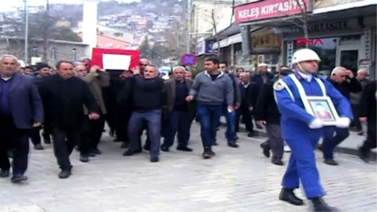 Kahramanmaraş Kalp Krizinden Ölen Gazi Toprağa Verildi