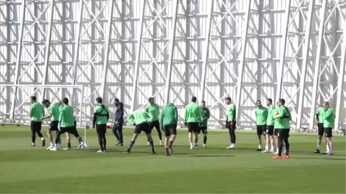 Konyaspor\'da Beşiktaş Maçı Hazırlıkları