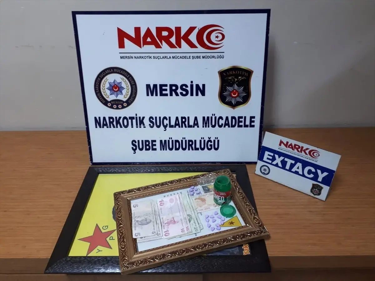 Mersin\'de Yakalanan Uyuşturucu Satıcıları PKK\'lı Çıktı