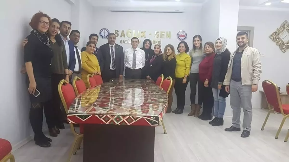 Sağlıksen\'den 8 Mart Kutlaması