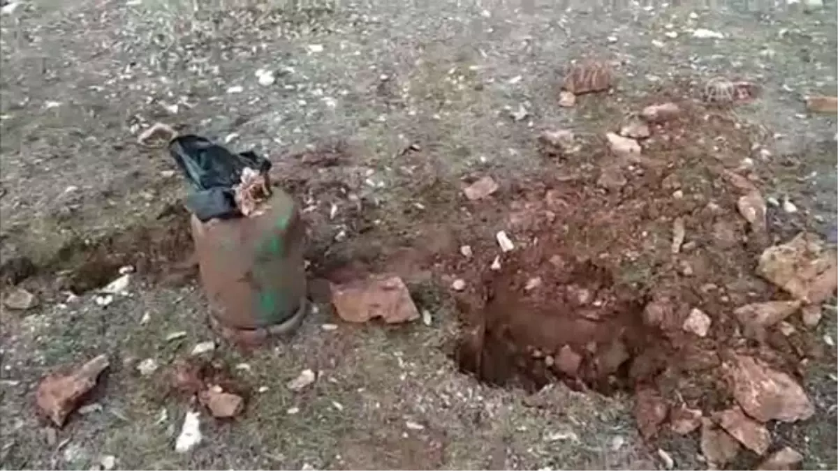 Teröristler 3 Noktada Bağlantısı Bulunan Patlayıcı Tuzaklamış