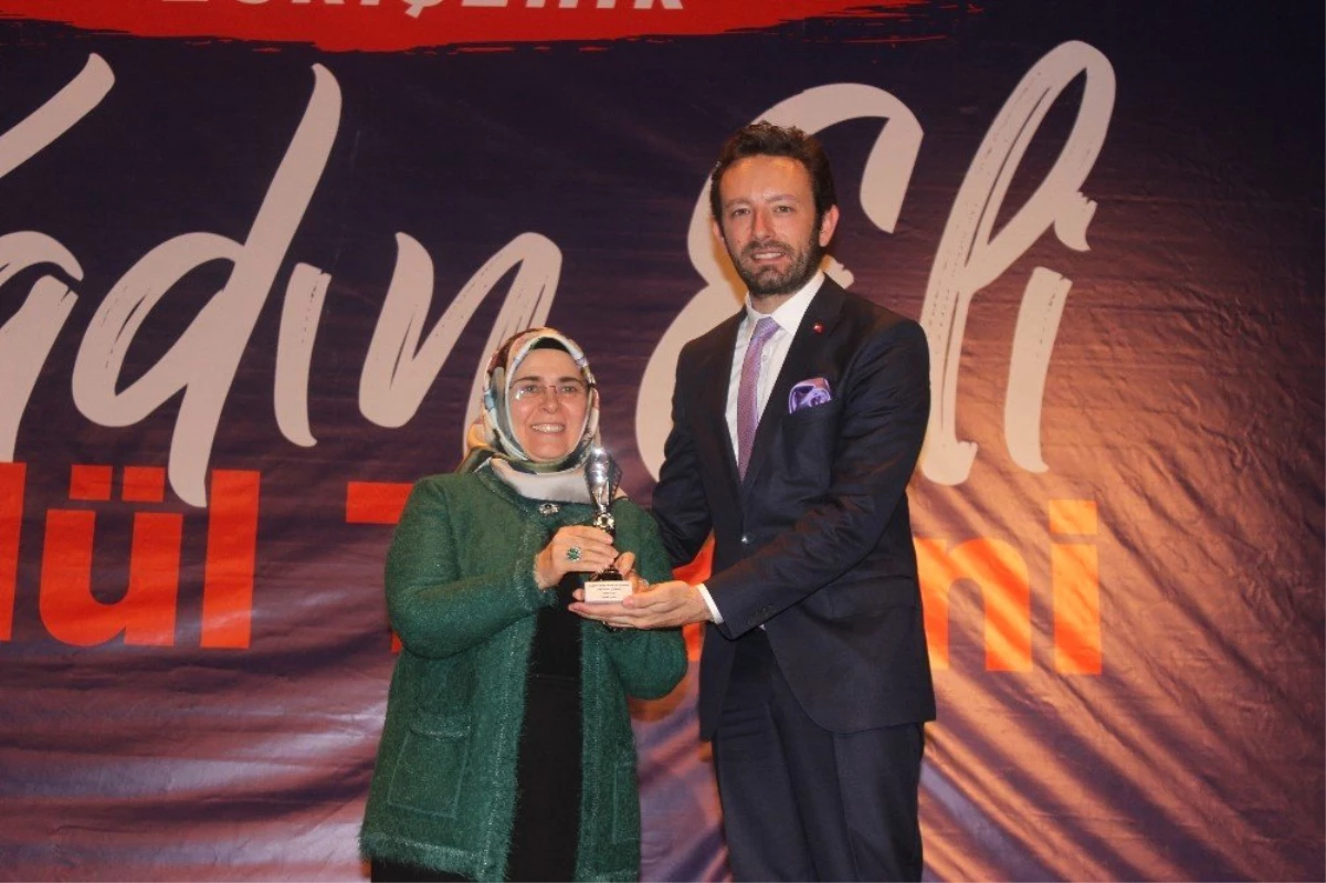 Ayten Usta, Yılın Kadın İş İnsanı Ödülünü Aldı