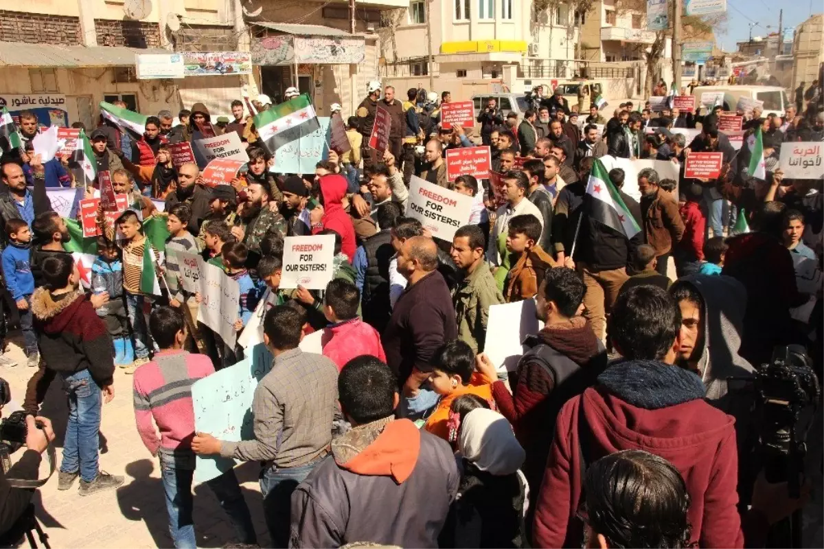 Azez\'de İşkence Yuvası Rejim Hapishaneleri Protesto Edildi