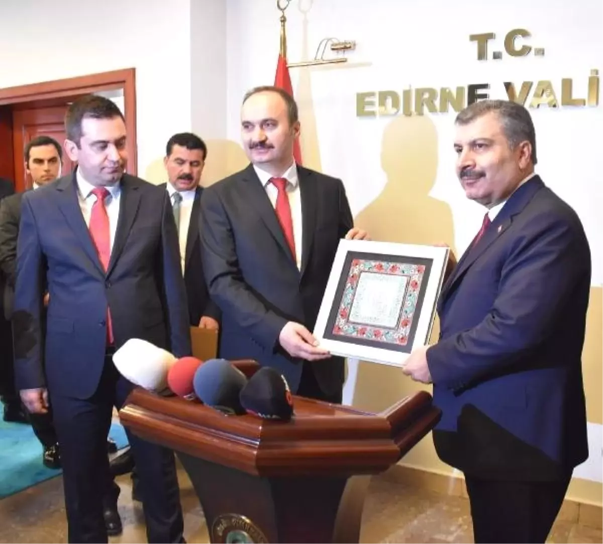 Bakan Koca: Şiddete Uğrayan Sağlık Çalışanının İfadesi Hastanede Alınacak